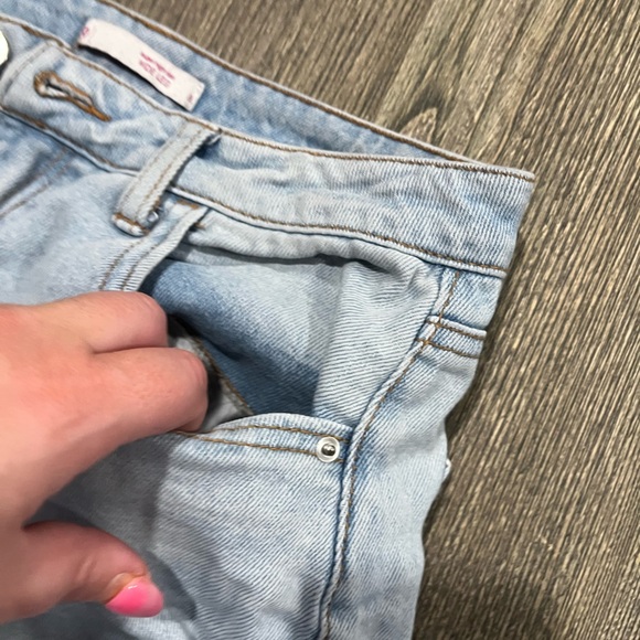 So Super High Rise Wide Leg Jeans Distressed Denim Light Wash Juniors Size 9 - Picture 4 of 11